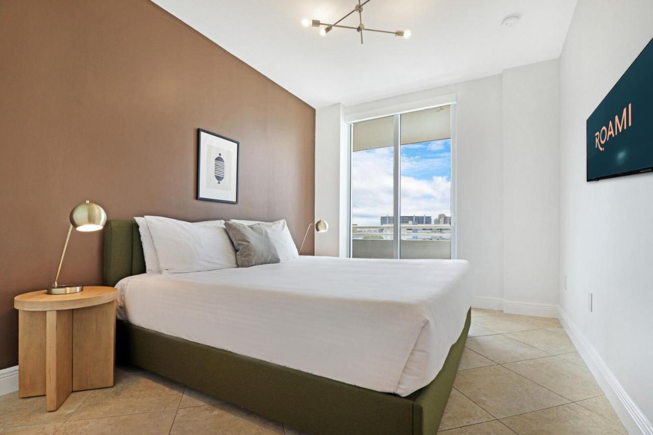 Roami At Sunny Isles Apartment Miami Beach Exterior photo
