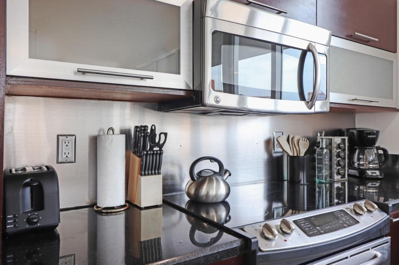 Roami At Sunny Isles Apartment Miami Beach Exterior photo