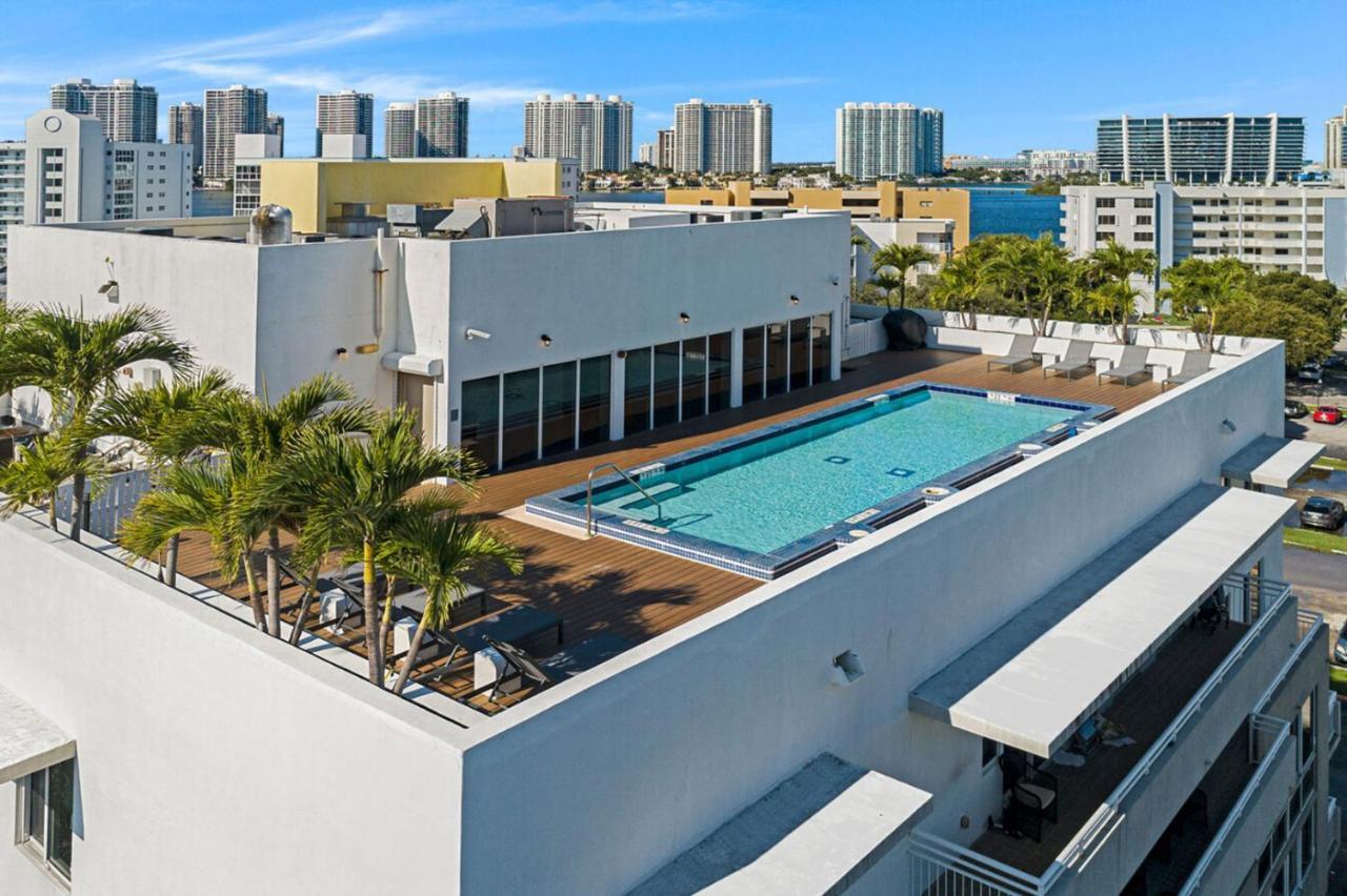Roami At Sunny Isles Apartment Miami Beach Exterior photo