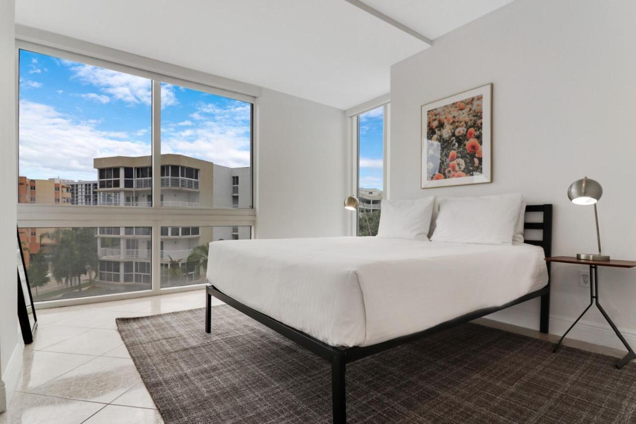 Roami At Sunny Isles Apartment Miami Beach Exterior photo