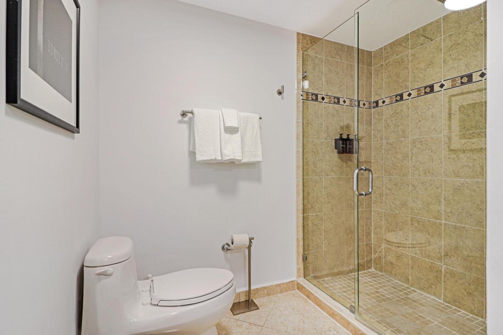 Roami At Sunny Isles Apartment Miami Beach Exterior photo