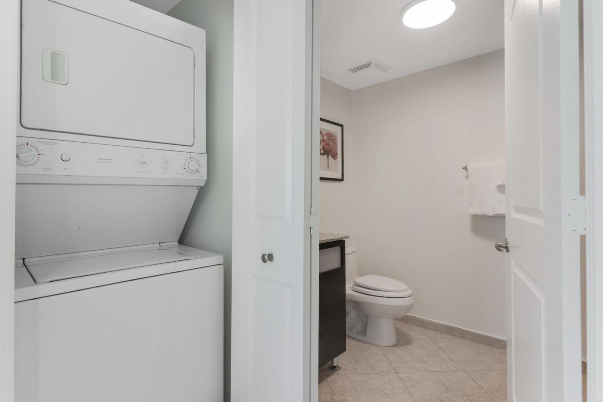 Roami At Sunny Isles Apartment Miami Beach Room photo