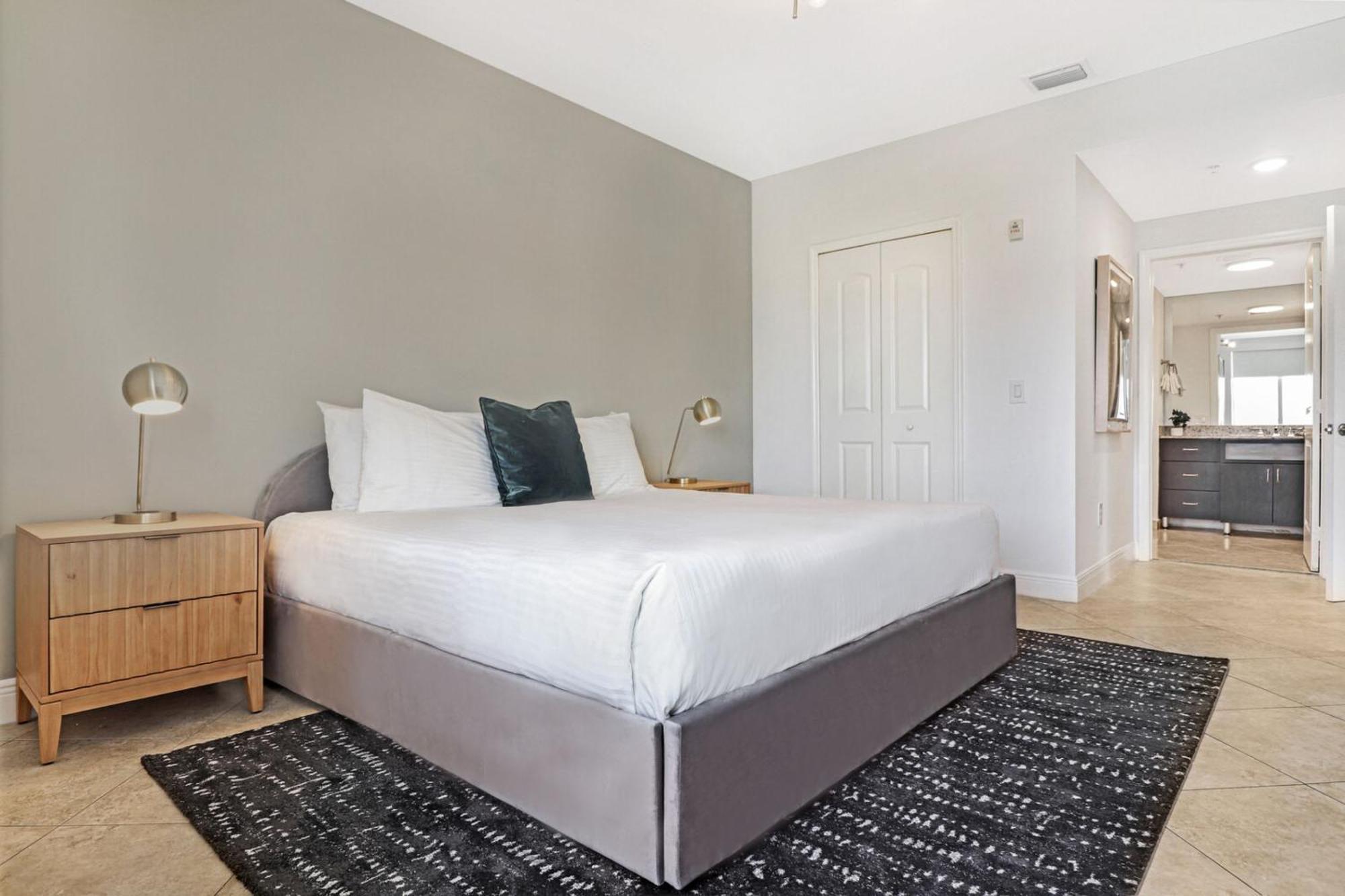 Roami At Sunny Isles Apartment Miami Beach Room photo