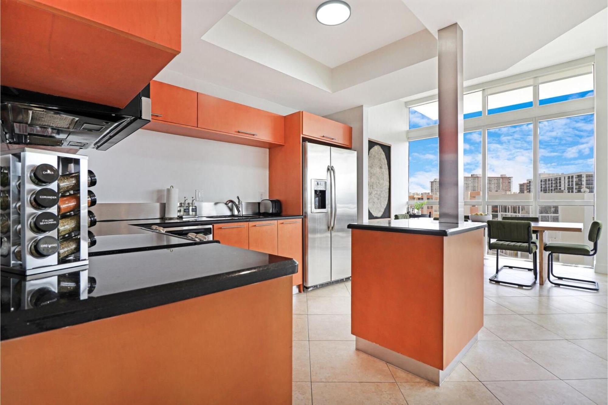 Roami At Sunny Isles Apartment Miami Beach Room photo