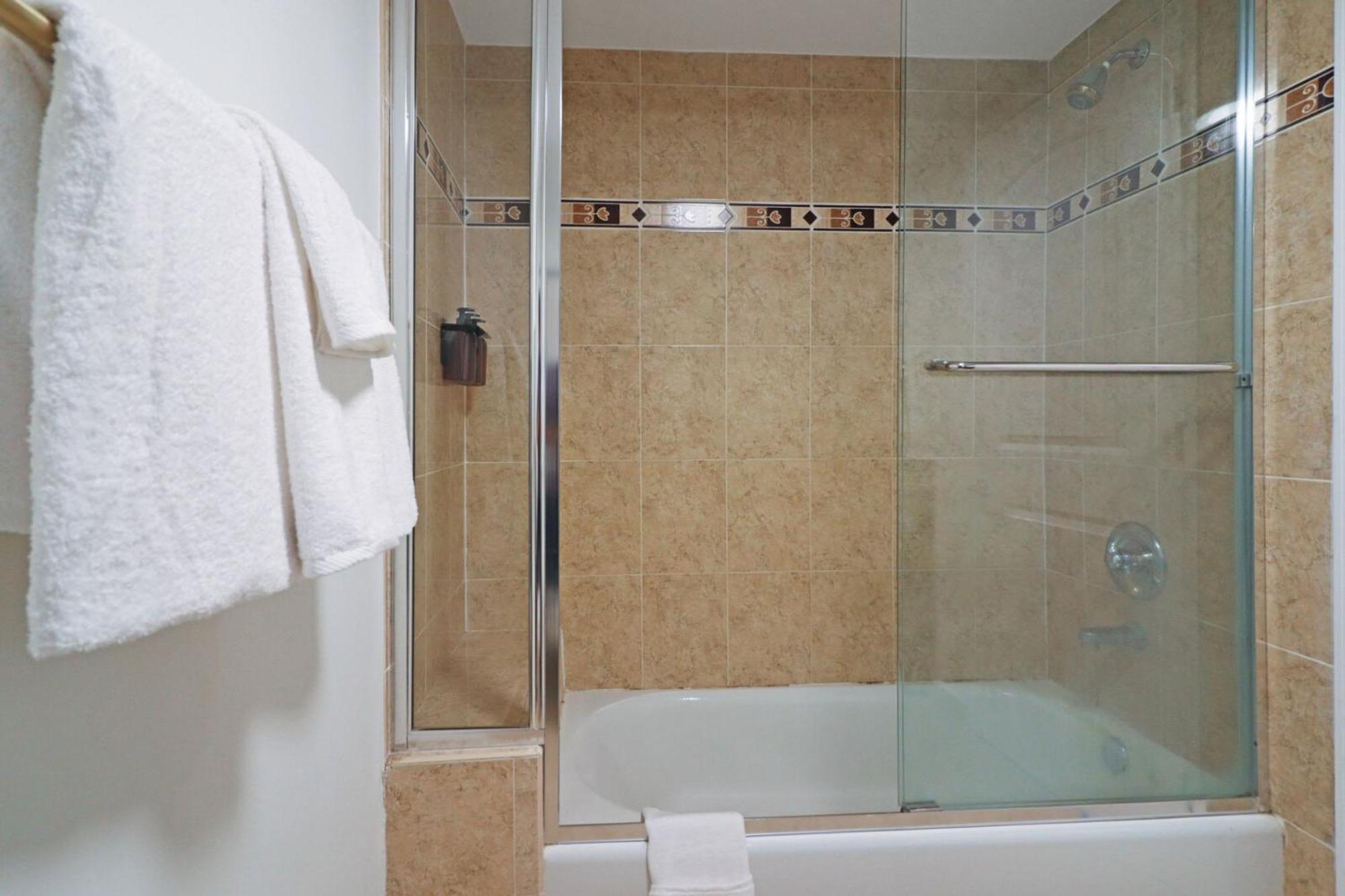 Roami At Sunny Isles Apartment Miami Beach Room photo
